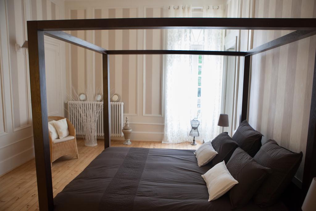Podensac Chambres D'Hotes La Chartreuse Des Eyres الغرفة الصورة